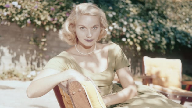 Eva Marie Saint, Oscar Winner and Screen Icon, Dies at 102